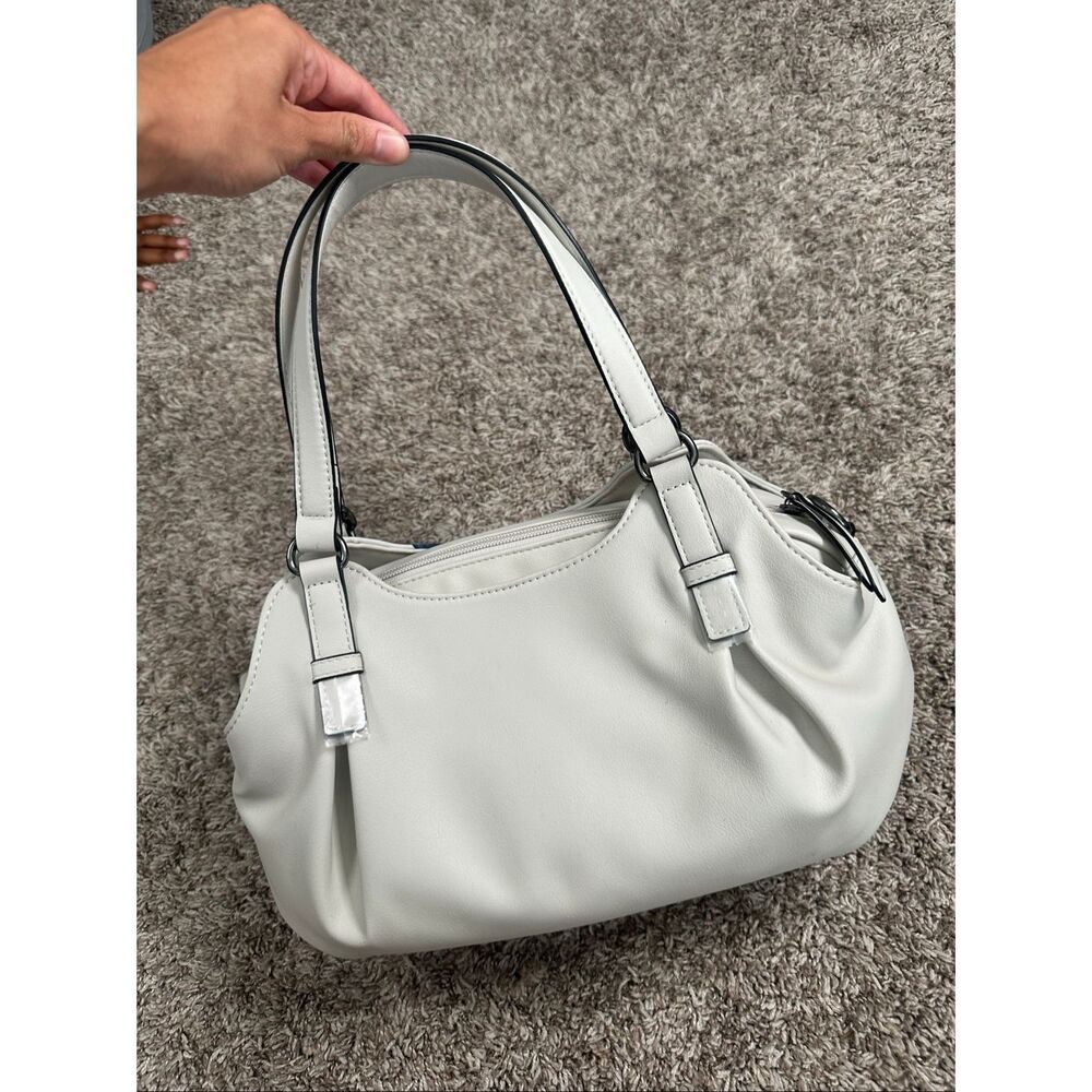 NWT Simply Vera Vera Wang Buena Satchel Bag Blue White Floral Purse - Picture 3 of 6